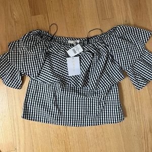 NEW WITH TAGS! Off the shoulder short sleeve gingham top